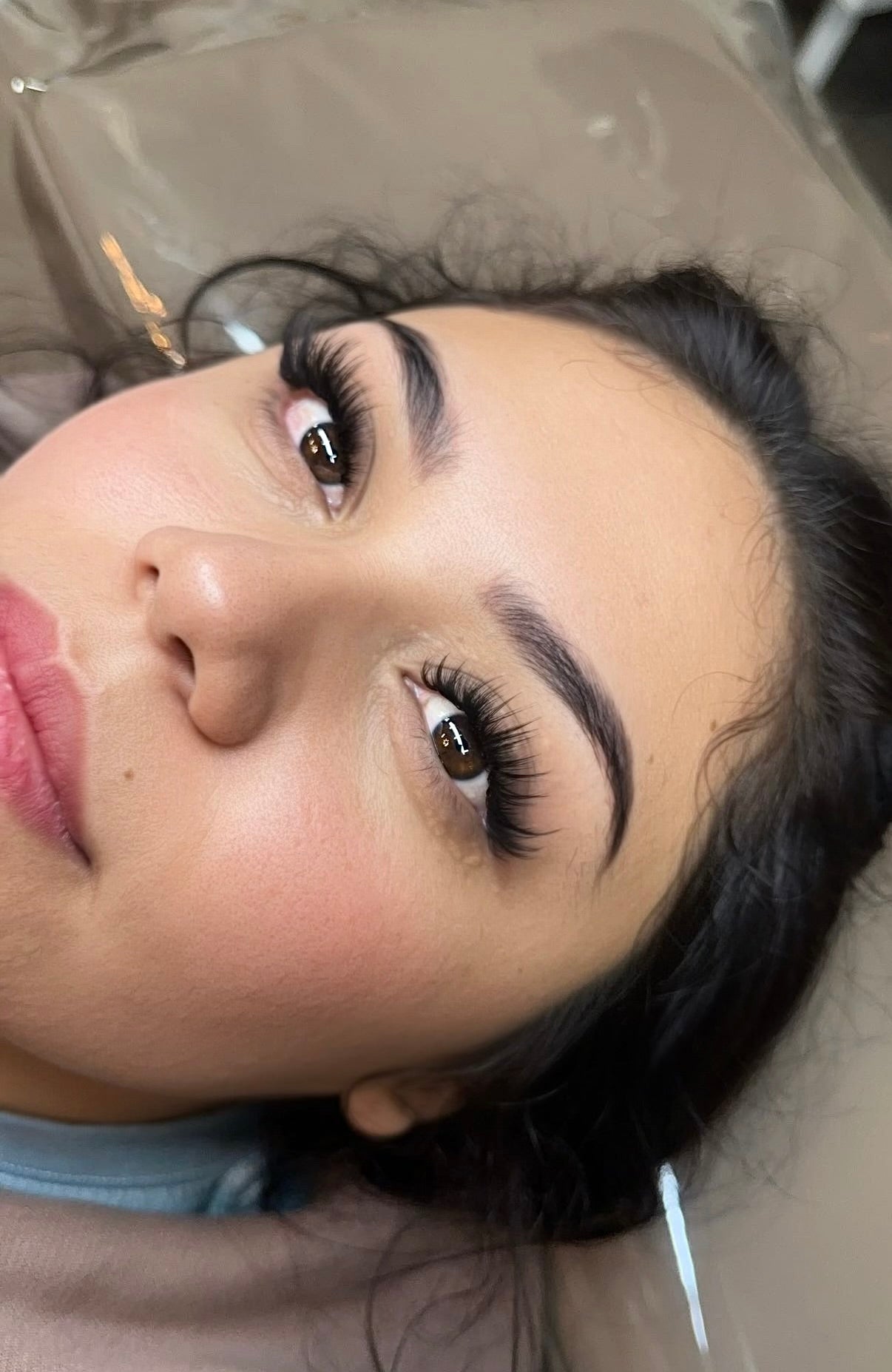 Volume Lashes .05 (16 Rows)
