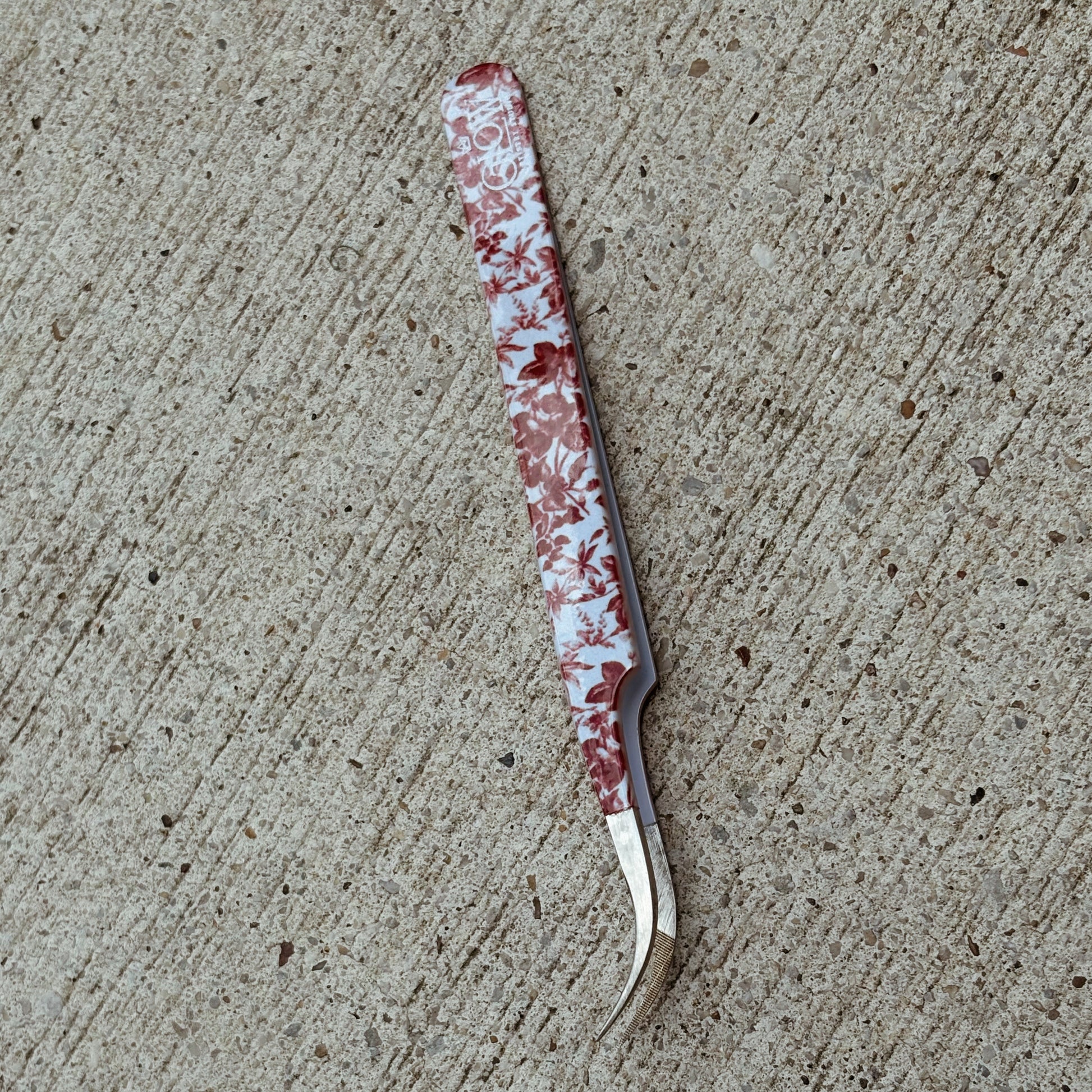 Amela Volume & Isolation Tweezer (Microgrip)
