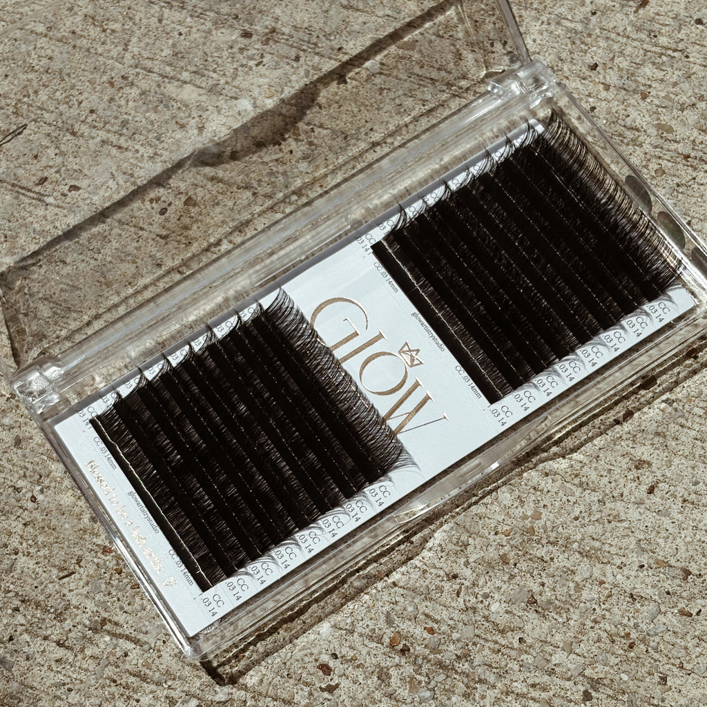 Volume Lashes .03 (16 Rows)